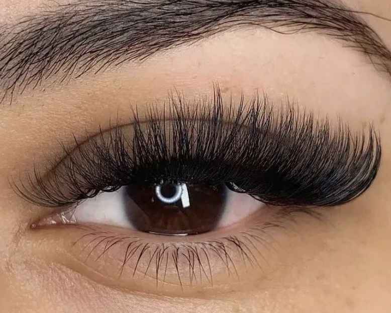 Volume Lashes treatment area for women